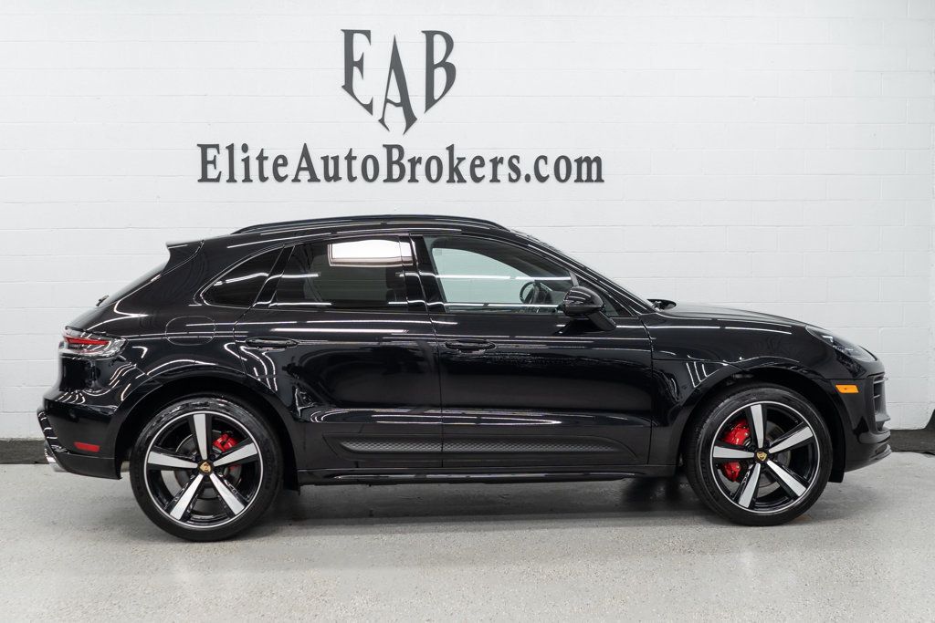 2023 Porsche Macan S photo 5
