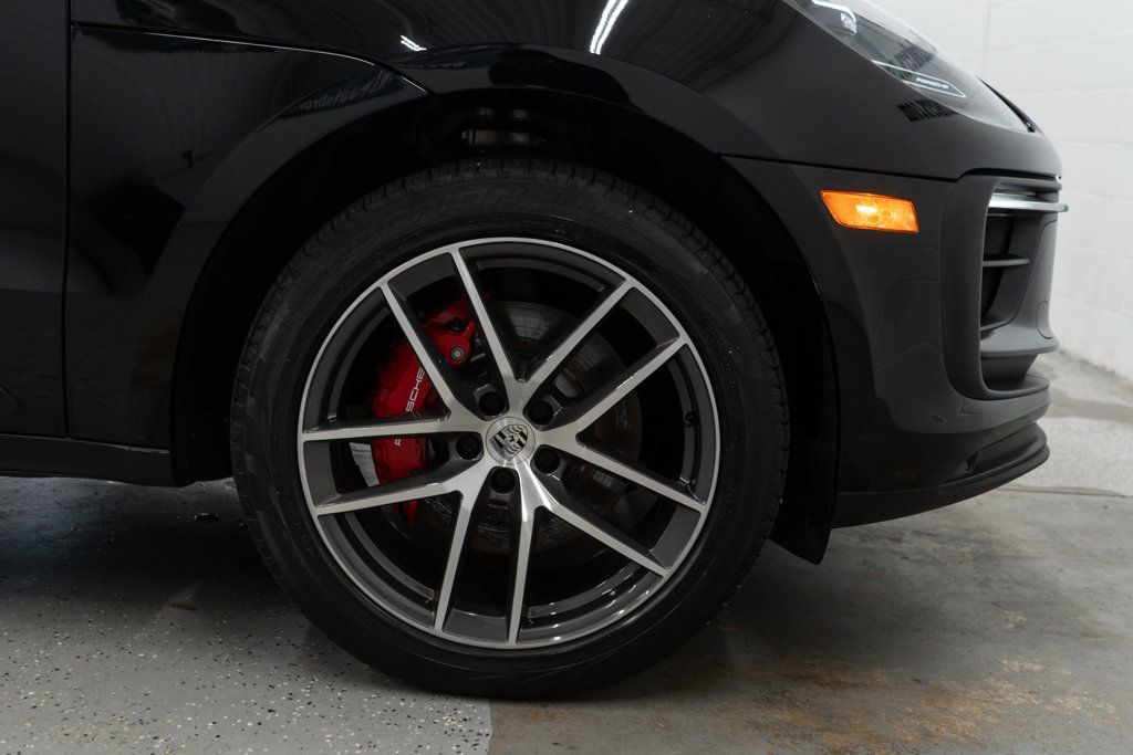 Porsche Macan photo 36