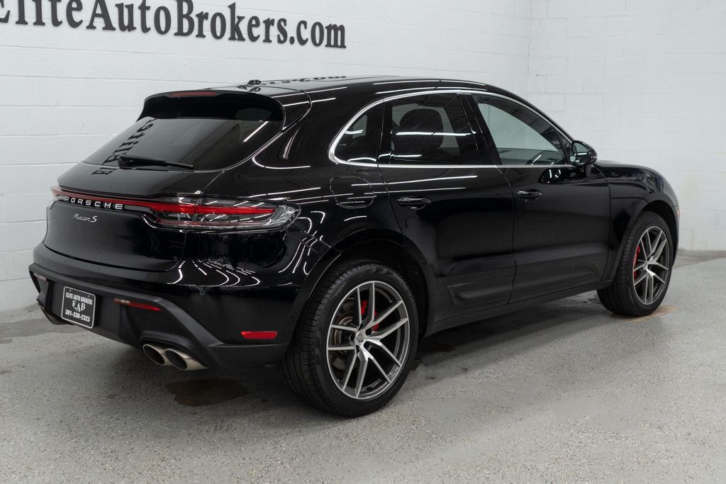 Porsche Macan photo 37