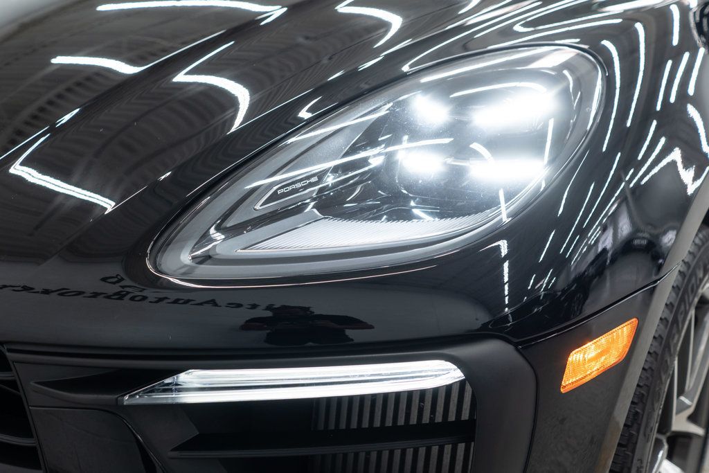 Porsche Macan photo 42