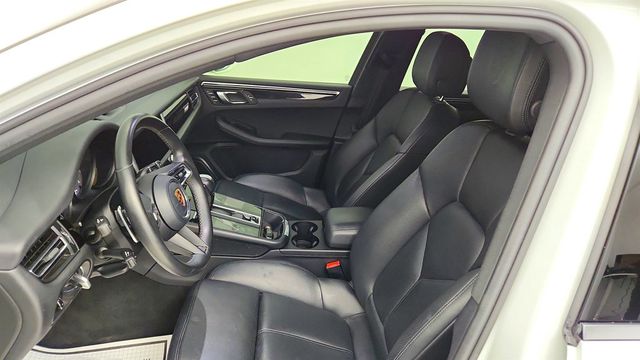 2023 Porsche Macan S AWD w/ Premium Package Plus & Air Suspension - 23047041 - 19