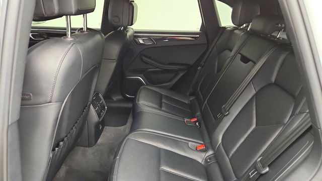 2023 Porsche Macan S AWD w/ Premium Package Plus & Air Suspension - 23047041 - 20