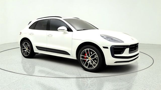 2023 Porsche Macan S AWD w/ Premium Package Plus & Air Suspension - 23047041 - 2