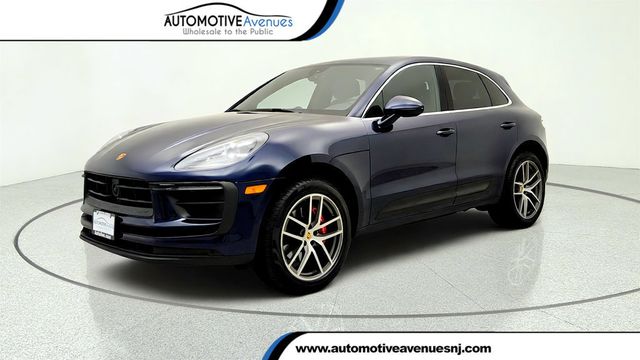 2023 Porsche Macan S AWD w/ Premium Package Plus & Air Suspension - 23052649 - 0