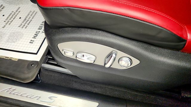2023 Porsche Macan S AWD w/ Premium Package Plus & Air Suspension - 23052649 - 11