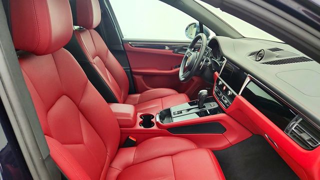 2023 Porsche Macan S AWD w/ Premium Package Plus & Air Suspension - 23052649 - 23