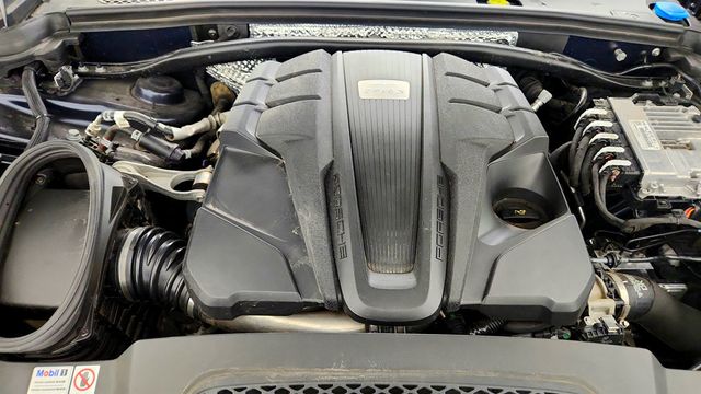2023 Porsche Macan S AWD w/ Premium Package Plus & Air Suspension - 23052649 - 26