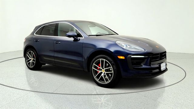 2023 Porsche Macan S AWD w/ Premium Package Plus & Air Suspension - 23052649 - 2