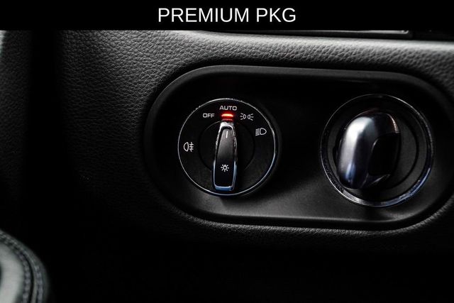 2023 Porsche Macan T - 23051865 - 34