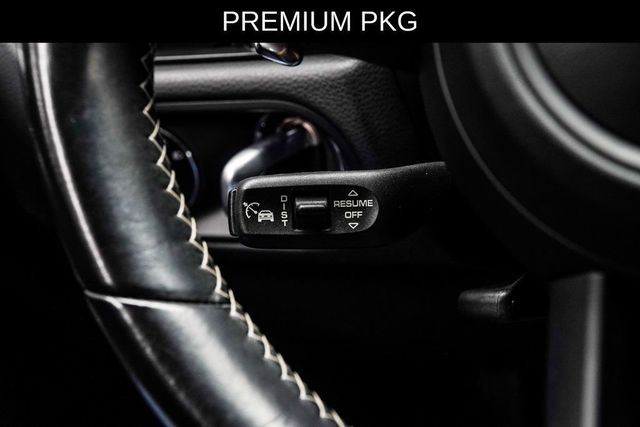 2023 Porsche Macan T - 23051865 - 35