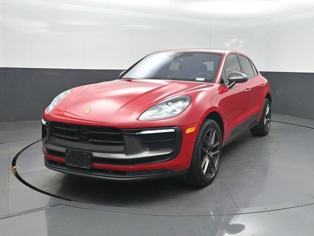 2023 Porsche Macan T - 23063131 - 1