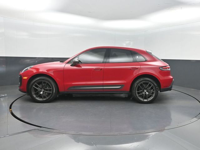 2023 Porsche Macan T - 23063131 - 2