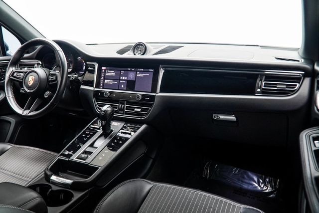 2023 Porsche Macan T - 23081867 - 19