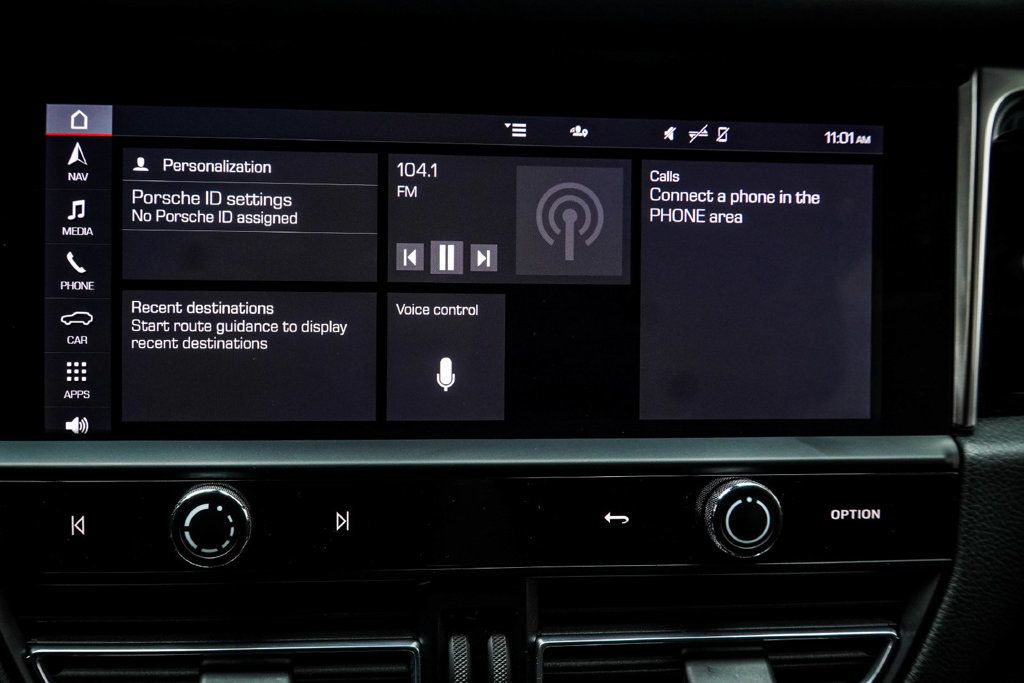 Porsche Macan photo 24