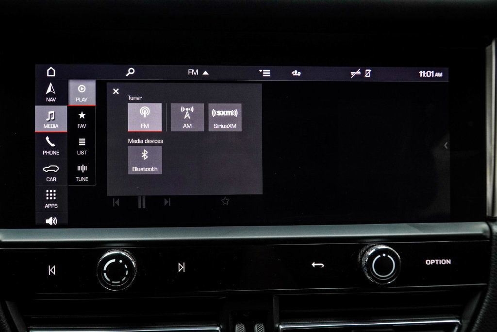 Porsche Macan photo 26