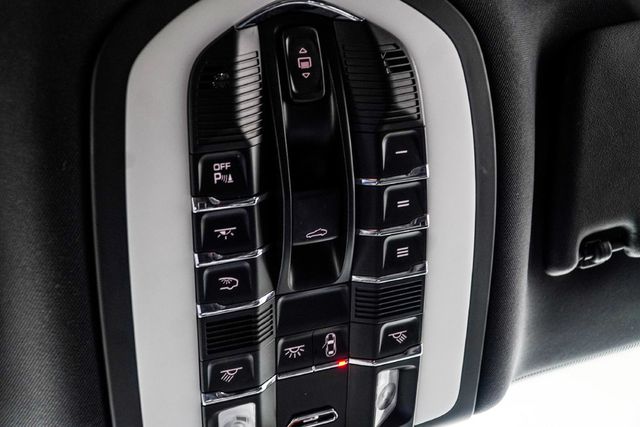 2023 Porsche Macan T - 23081867 - 30