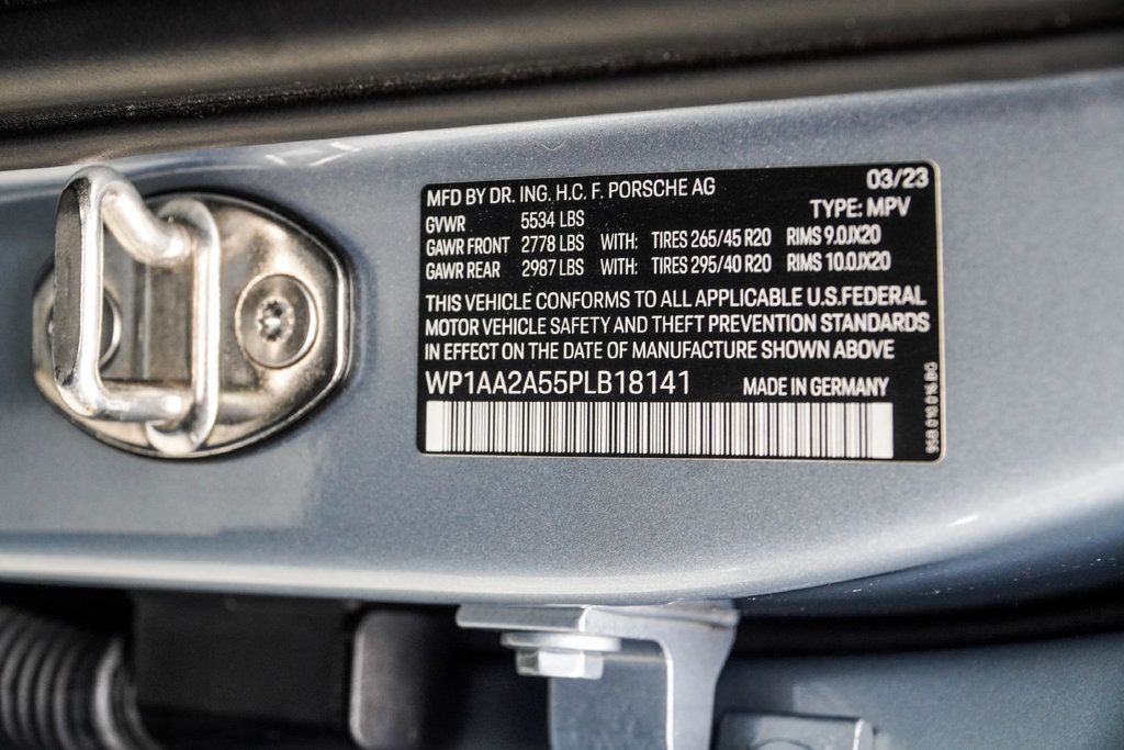 Porsche Macan photo 46