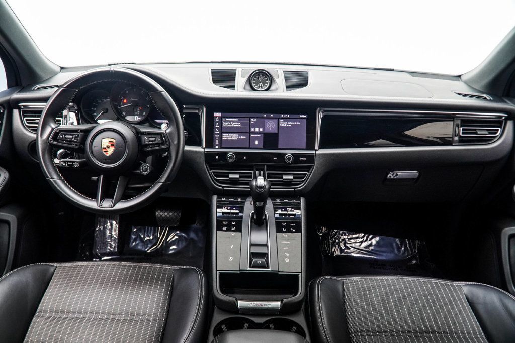 Porsche Macan photo 5