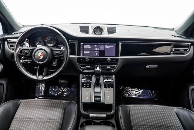 2023 Porsche Macan