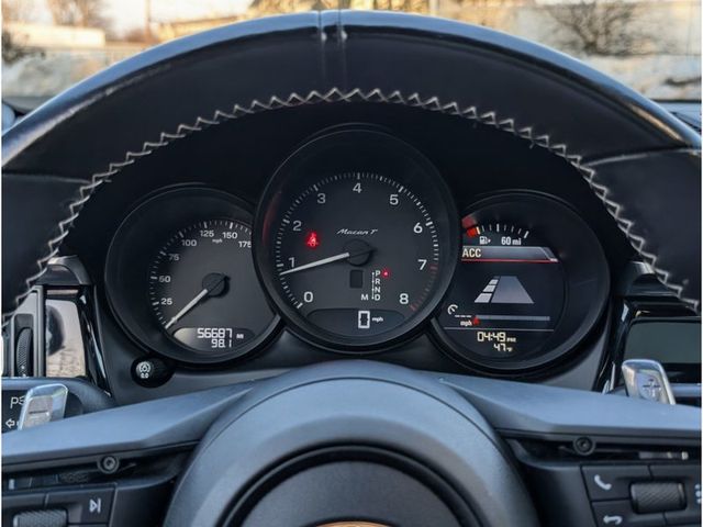 2023 Porsche Macan T - 23022245 - 19