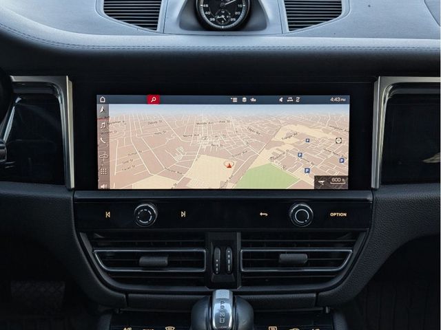 2023 Porsche Macan T - 23022245 - 21