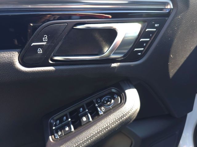 2023 Porsche Macan T - 23026308 - 13