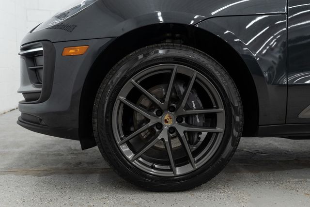2023 Porsche Macan T - 23012873 - 32