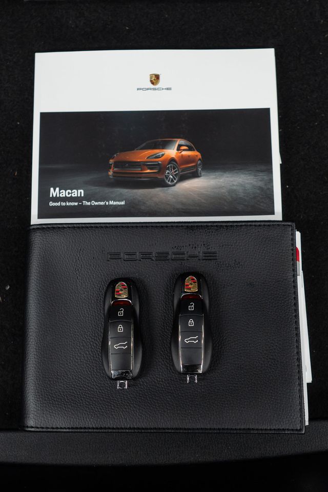 2023 Porsche Macan T - 23012873 - 51