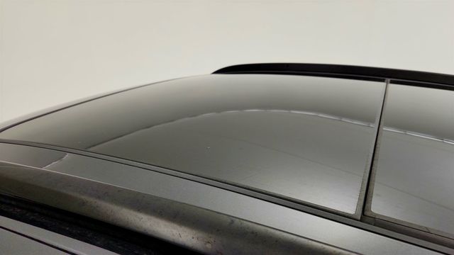 2023 Porsche Macan w/ Premium Pkg Plus, 21'' RS Spyder Wheels, Surround View & BOSE - 23032062 - 9