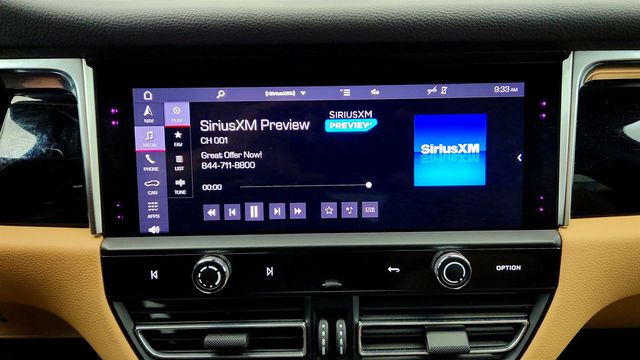 2023 Porsche Macan w/ Premium Pkg Plus, 21'' RS Spyder Wheels, Surround View & BOSE - 23032062 - 18