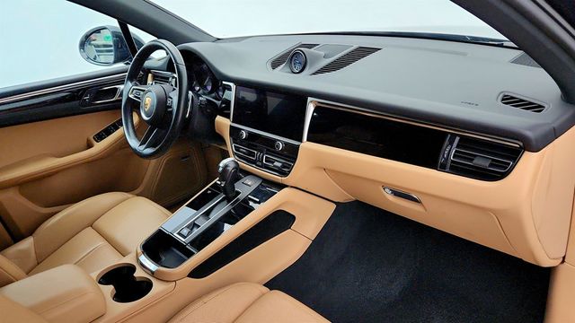 2023 Porsche Macan w/ Premium Pkg Plus, 21'' RS Spyder Wheels, Surround View & BOSE - 23032062 - 25