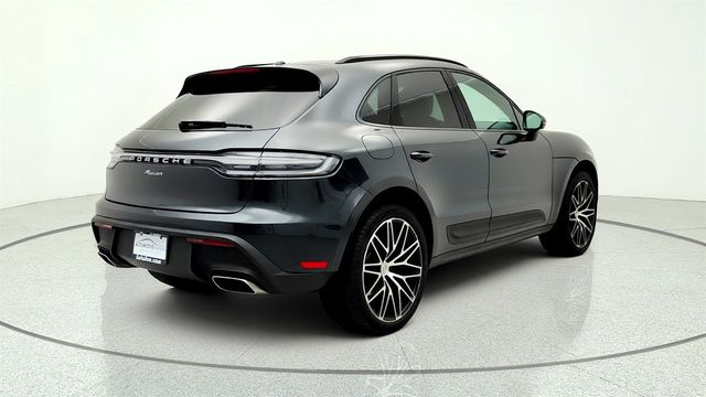 2023 Porsche Macan w/ Premium Pkg Plus, 21'' RS Spyder Wheels, Surround View & BOSE - 23032062 - 4