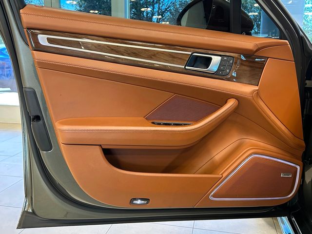 2023 Porsche Panamera 4 E-Hybrid AWD - 22913400 - 18