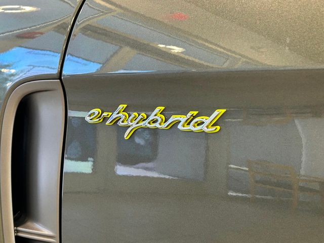 2023 Porsche Panamera 4 E-Hybrid AWD - 22913400 - 50