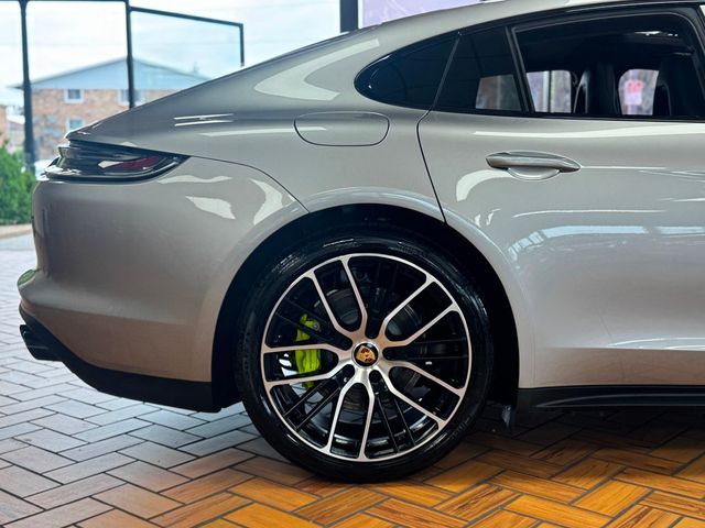 2023 Porsche Panamera 4 E-Hybrid Platinum Edition AWD - 22910639 - 13