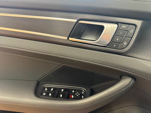 2023 Porsche Panamera 4 E-Hybrid Platinum Edition AWD - 22910639 - 31