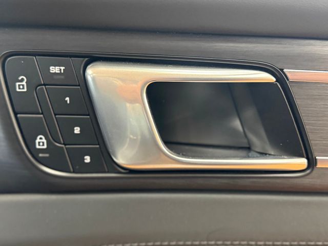 2023 Porsche Panamera 4 E-Hybrid Platinum Edition AWD - 22910639 - 36