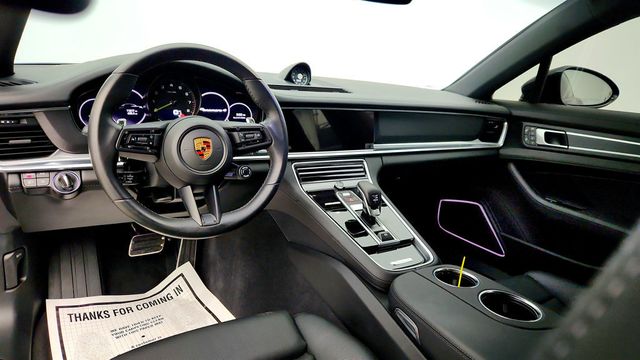 2023 Porsche Panamera 4 E-Hybrid Platinum Edition AWD with 21'' Wheels & Leather Seats - 22988829 - 12