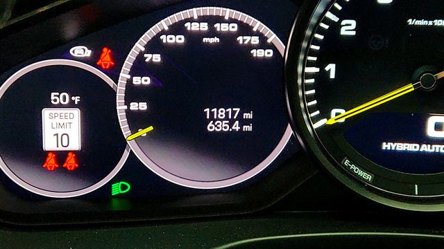 2023 Porsche Panamera 4 E-Hybrid Platinum Edition AWD with 21'' Wheels & Leather Seats - 22988829 - 15