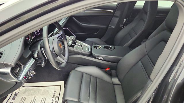 2023 Porsche Panamera 4 E-Hybrid Platinum Edition AWD with 21'' Wheels & Leather Seats - 22988829 - 20