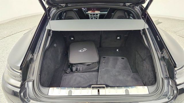 2023 Porsche Panamera 4 E-Hybrid Platinum Edition AWD with 21'' Wheels & Leather Seats - 22988829 - 22