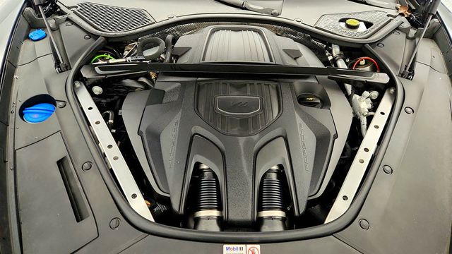 2023 Porsche Panamera 4 E-Hybrid Platinum Edition AWD with 21'' Wheels & Leather Seats - 22988829 - 27