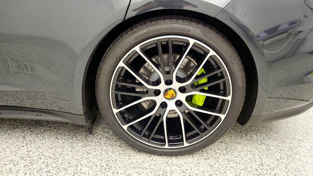 2023 Porsche Panamera 4 E-Hybrid Platinum Edition AWD with 21'' Wheels & Leather Seats - 22988829 - 8