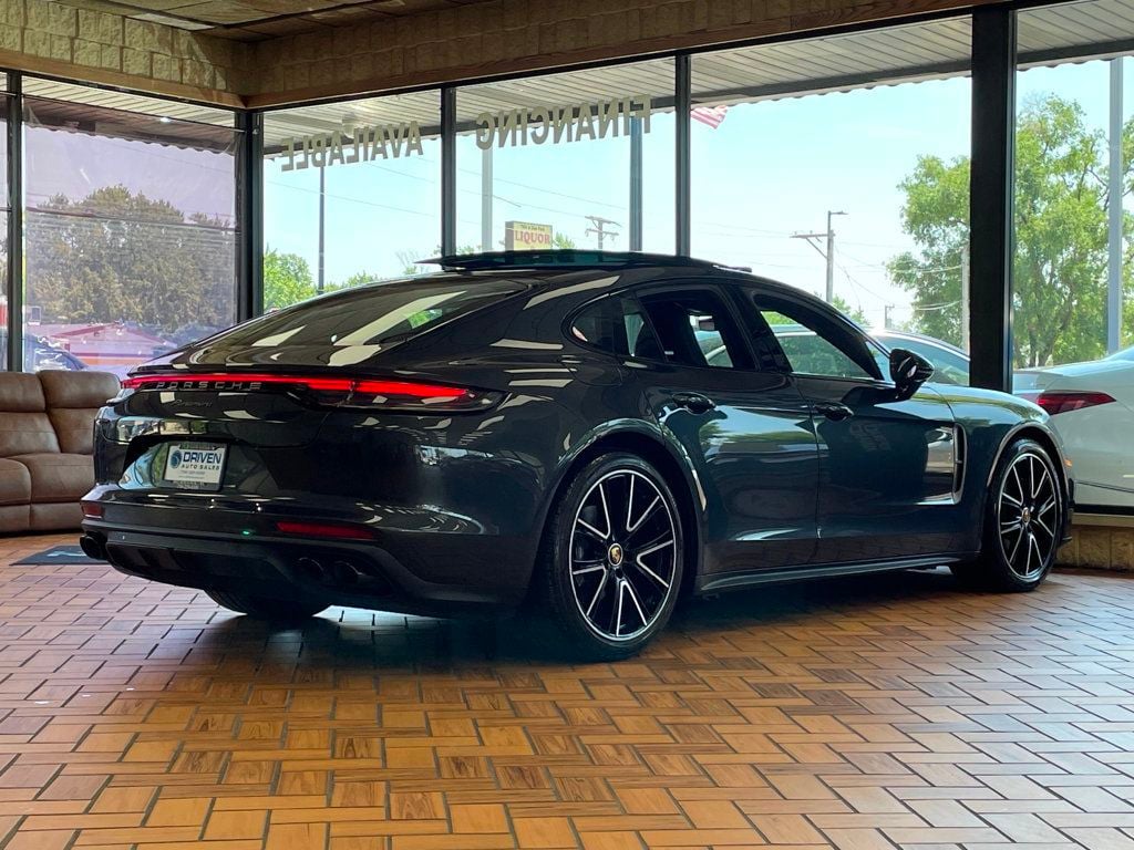 2023 Porsche Panamera 4 Platinum Edition AWD - 23049504 - 9