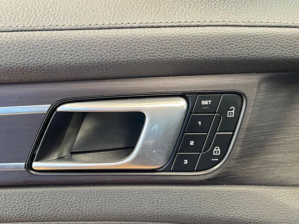 2023 Porsche Panamera 4 Platinum Edition AWD - 23049504 - 14