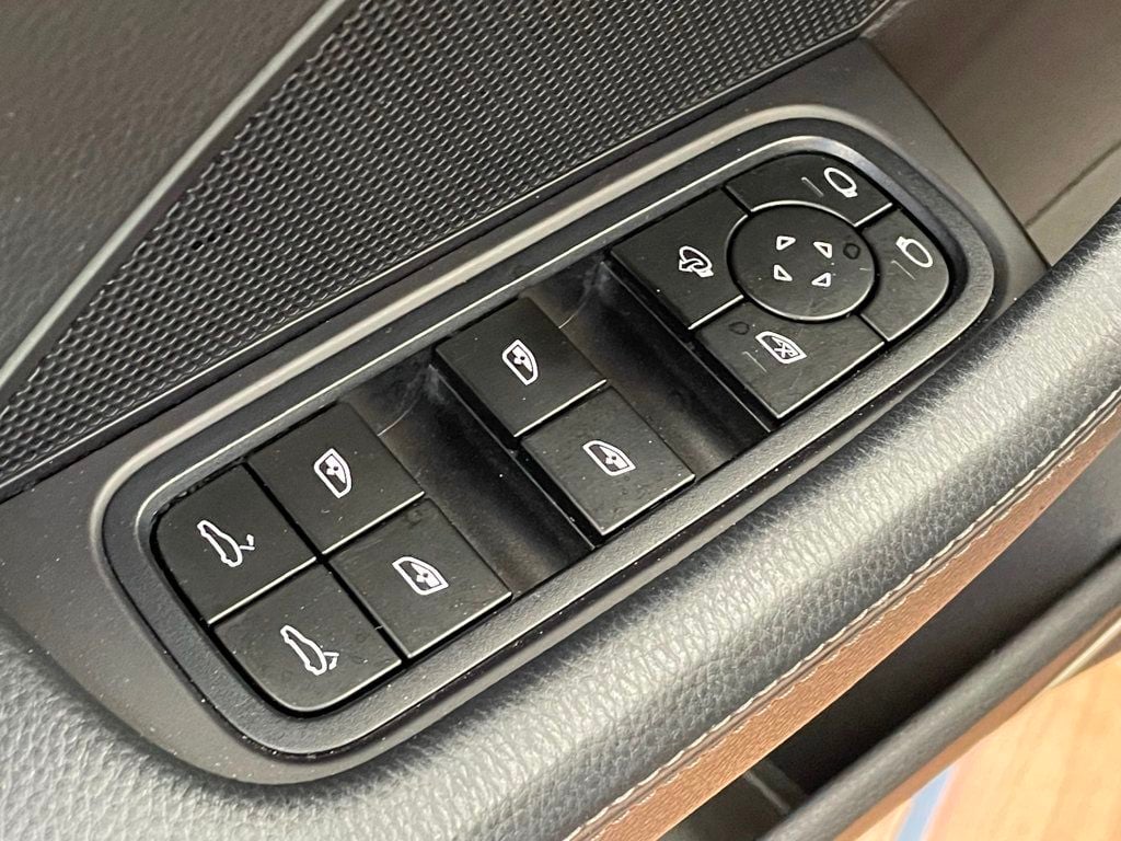 2023 Porsche Panamera 4 Platinum Edition AWD - 23049504 - 15