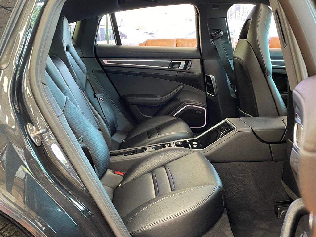 2023 Porsche Panamera 4 Platinum Edition AWD - 23049504 - 22