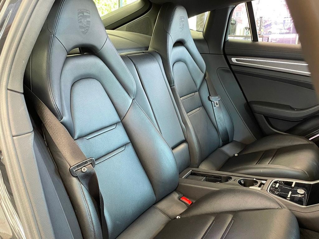 2023 Porsche Panamera 4 Platinum Edition AWD - 23049504 - 23