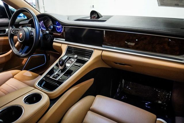 2023 Porsche Panamera 4 Platinum Edition AWD - 23063394 - 11