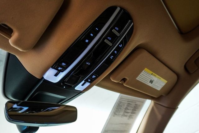 2023 Porsche Panamera 4 Platinum Edition AWD - 23063394 - 26